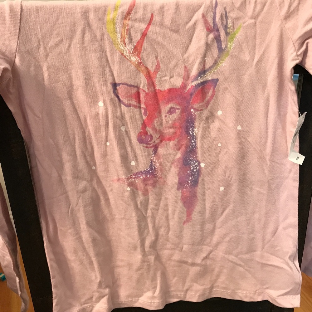 Gap girls long sleeve shirt XL. Deer design